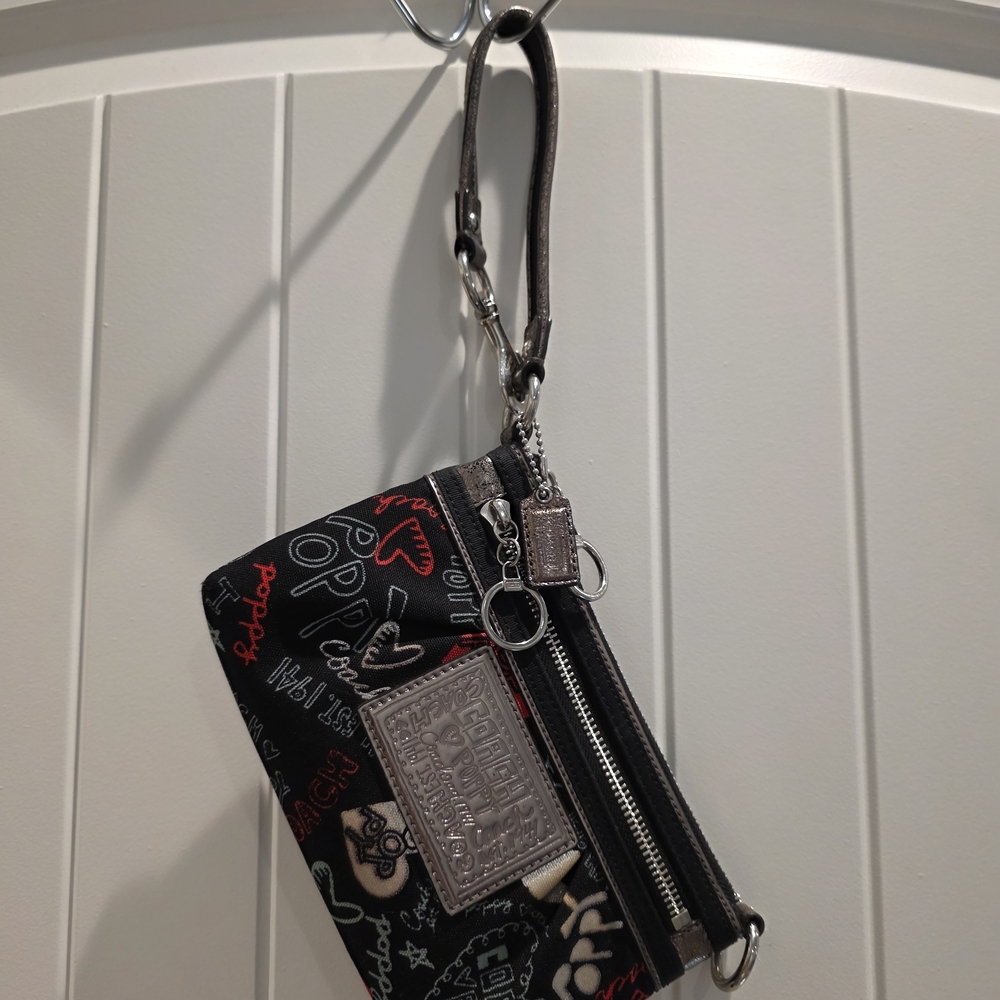Coach Poppy Glam Graffiti Graphic Wristlet - Excellent Condition